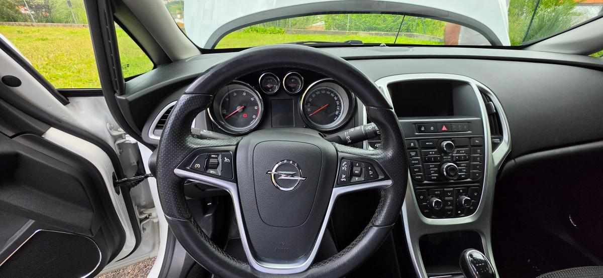 opel-astra-1-7-cdti-2012-diesel-1686cc
