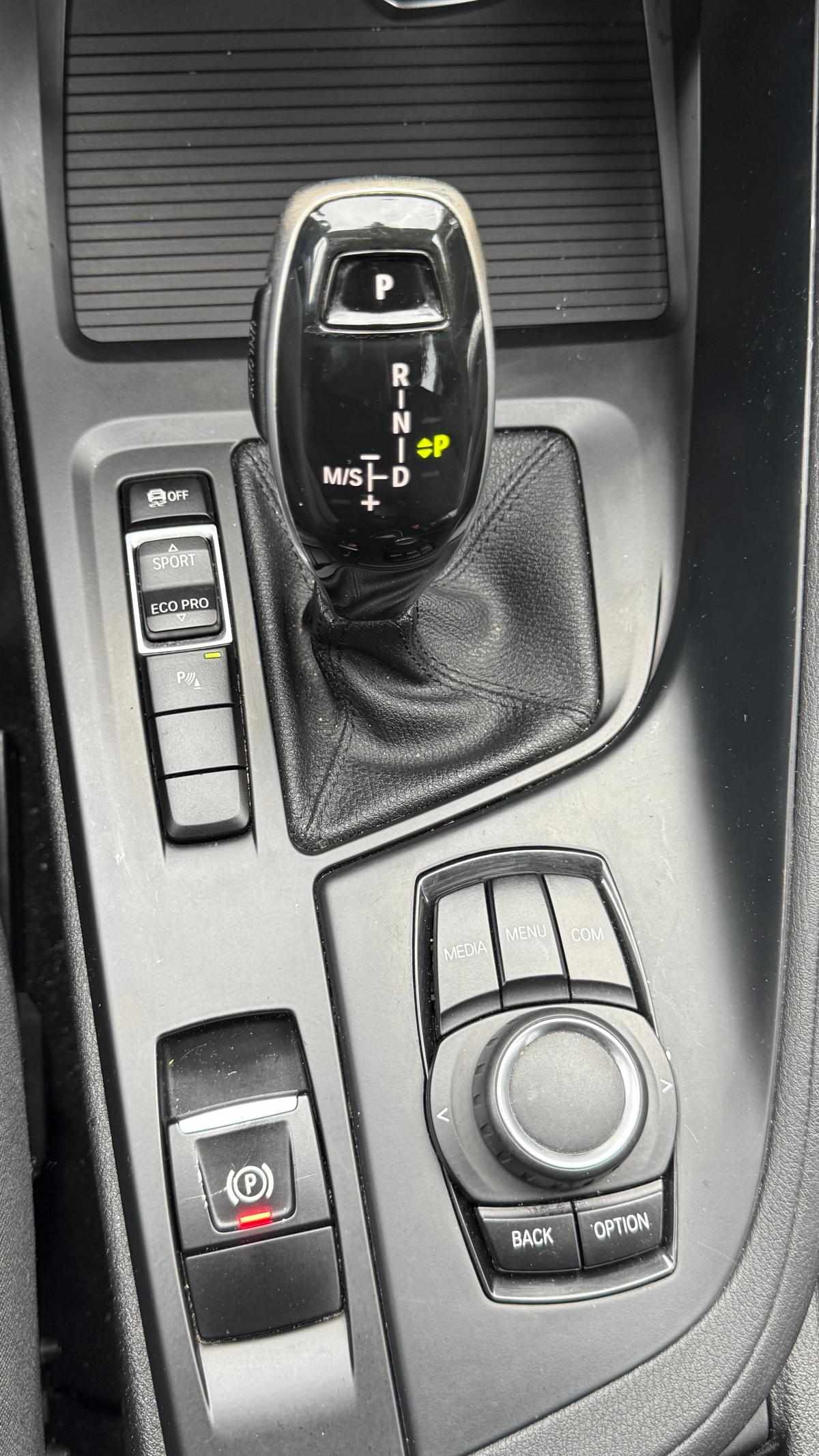 bmw-x1-sdrive16d-2018-diesel-1496cc