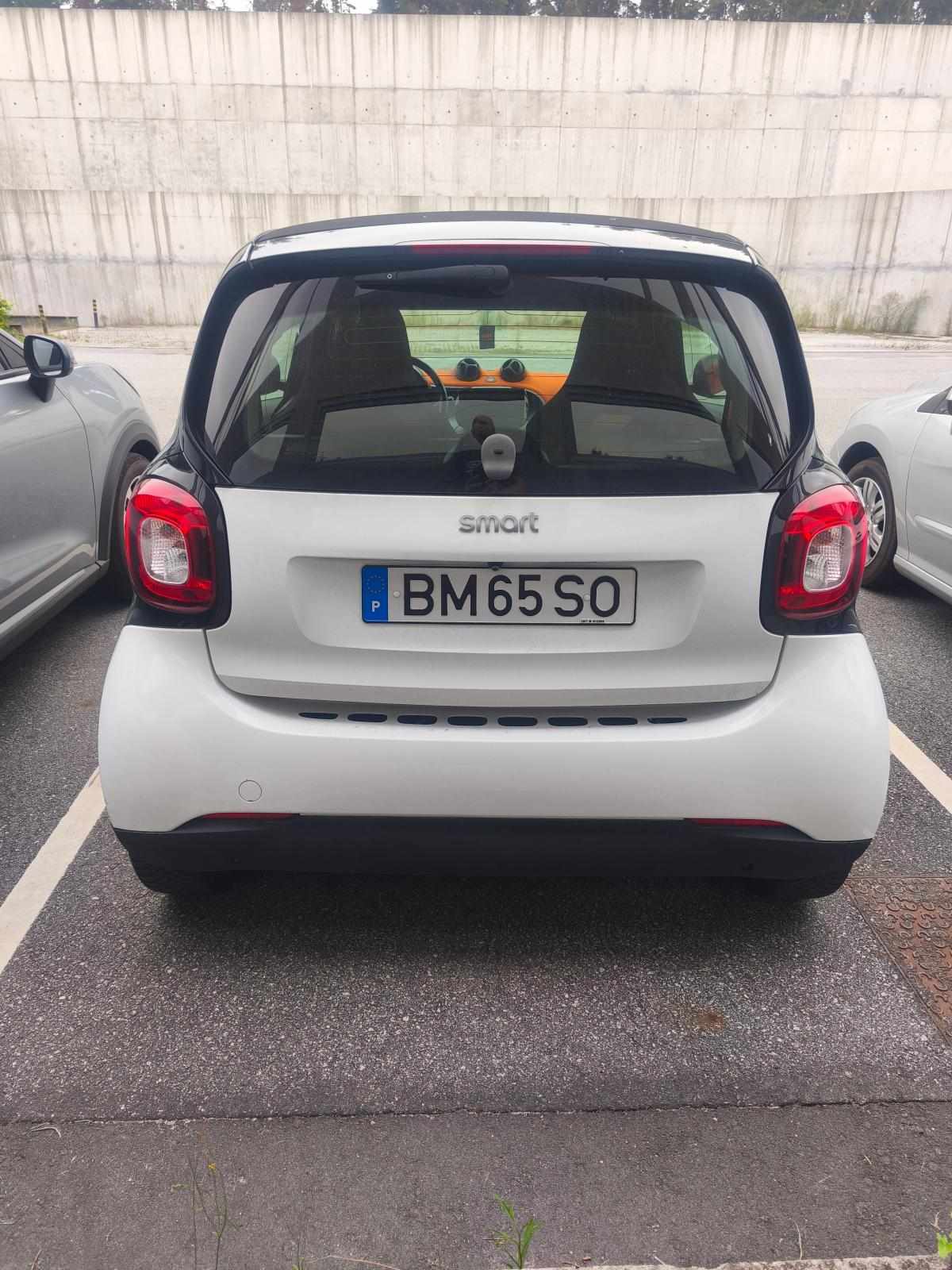 smart-fortwo-17-6-kwh-2018-eletrico