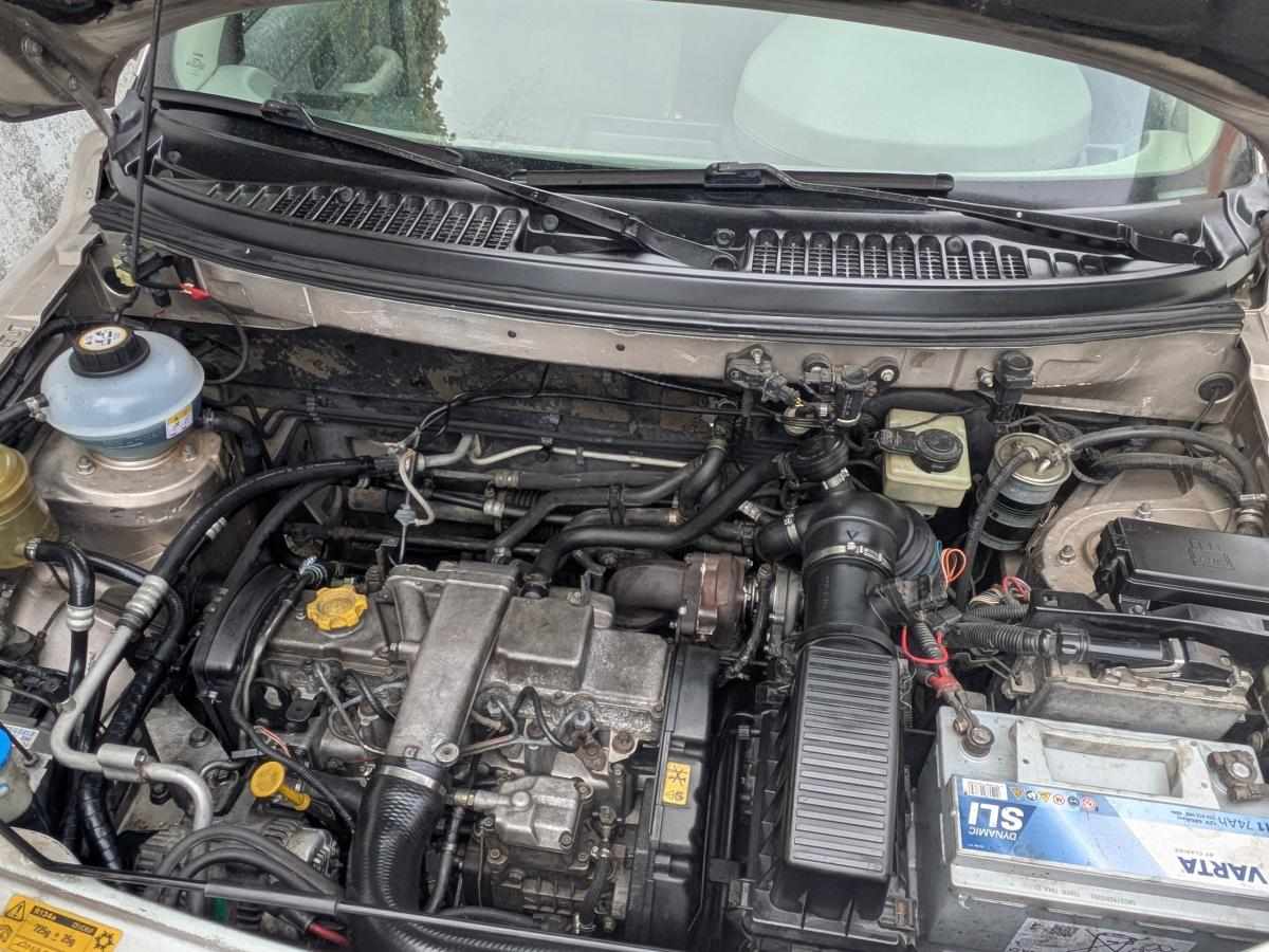 land-rover-freelander-2-0-awd-2000-diesel-1994cc