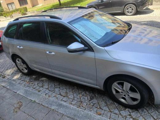 skoda-octavia-1-6-tdi-2014-diesel-1598cc