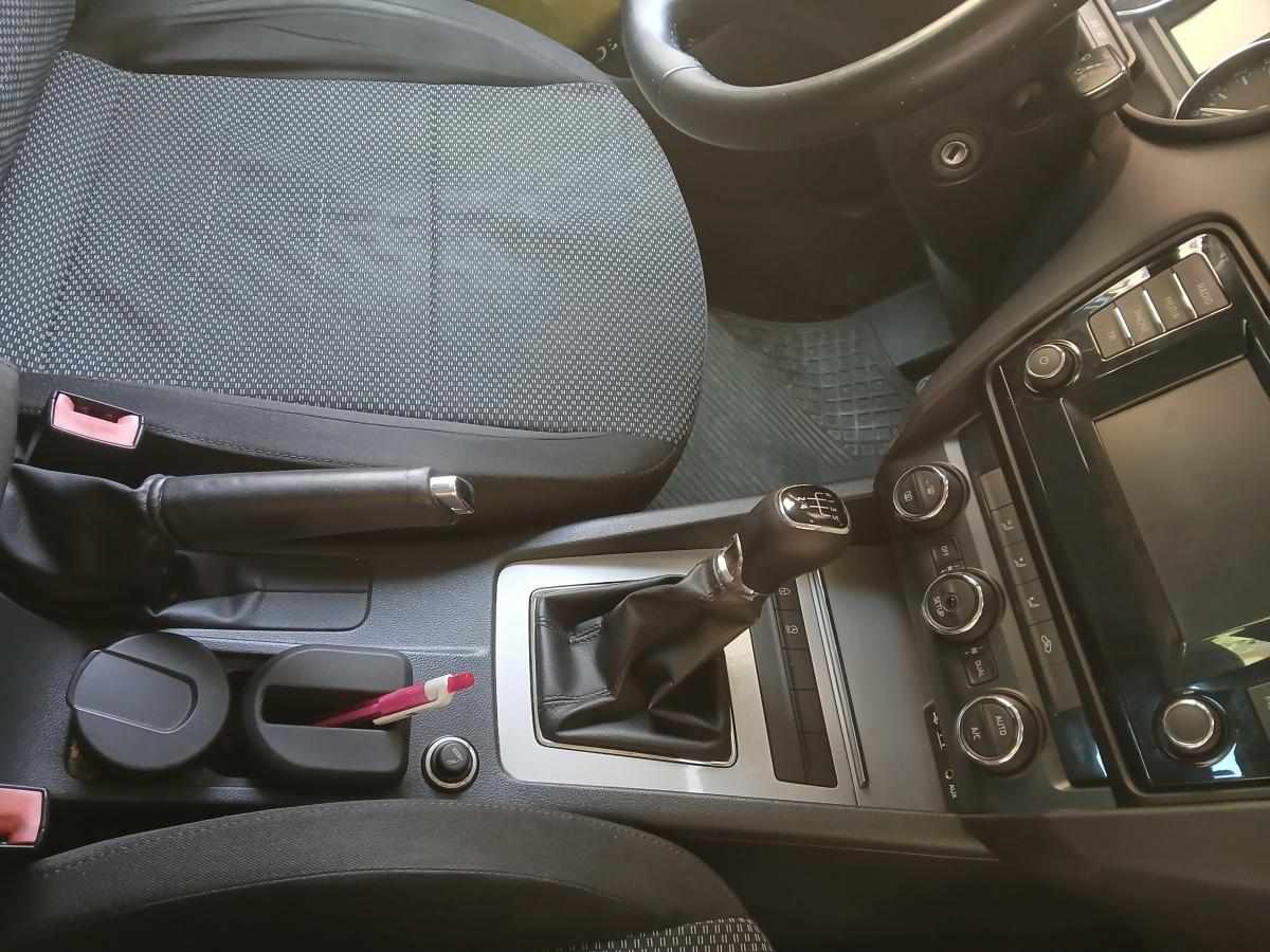 skoda-octavia-1-6-tdi-2014-diesel-1598cc