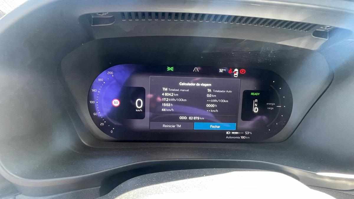 volvo-c40-recharge-pure-electric-2022-eletrico