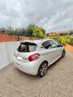 peugeot-208-1-6-e-hdi-2014-diesel-1560cc