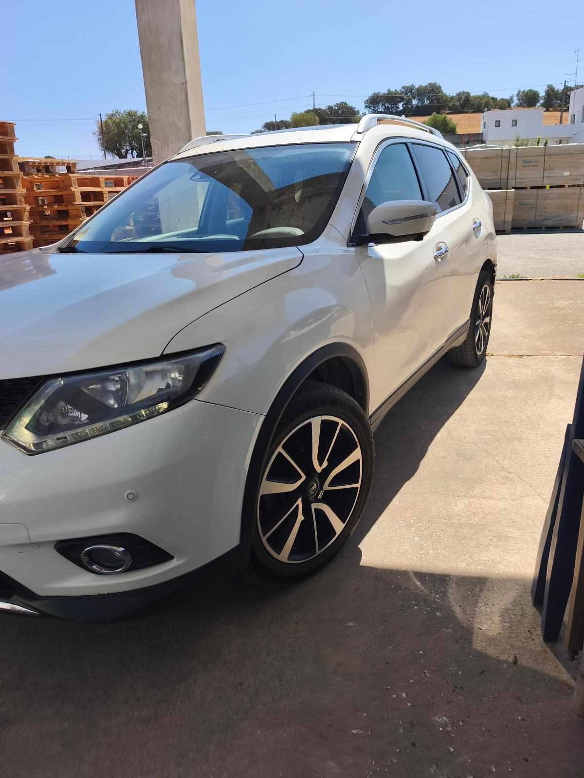 nissan-x-trail-1-6-dci-dpf-awd-2015-diesel-1598cc