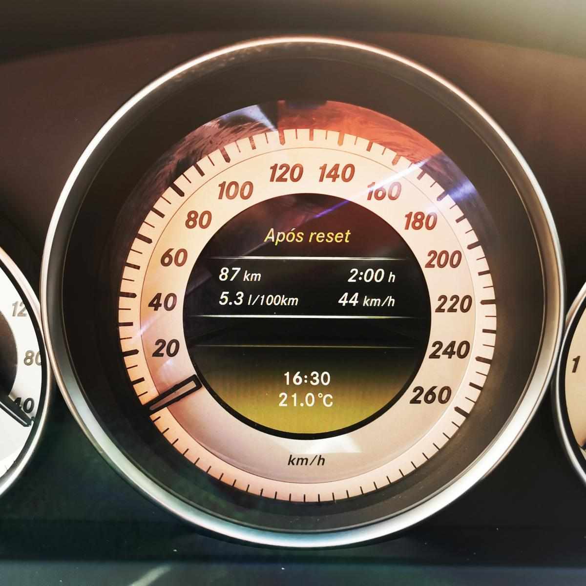 mercedes-benz-classe-c-c-220-cdi-2012-diesel-2143cc
