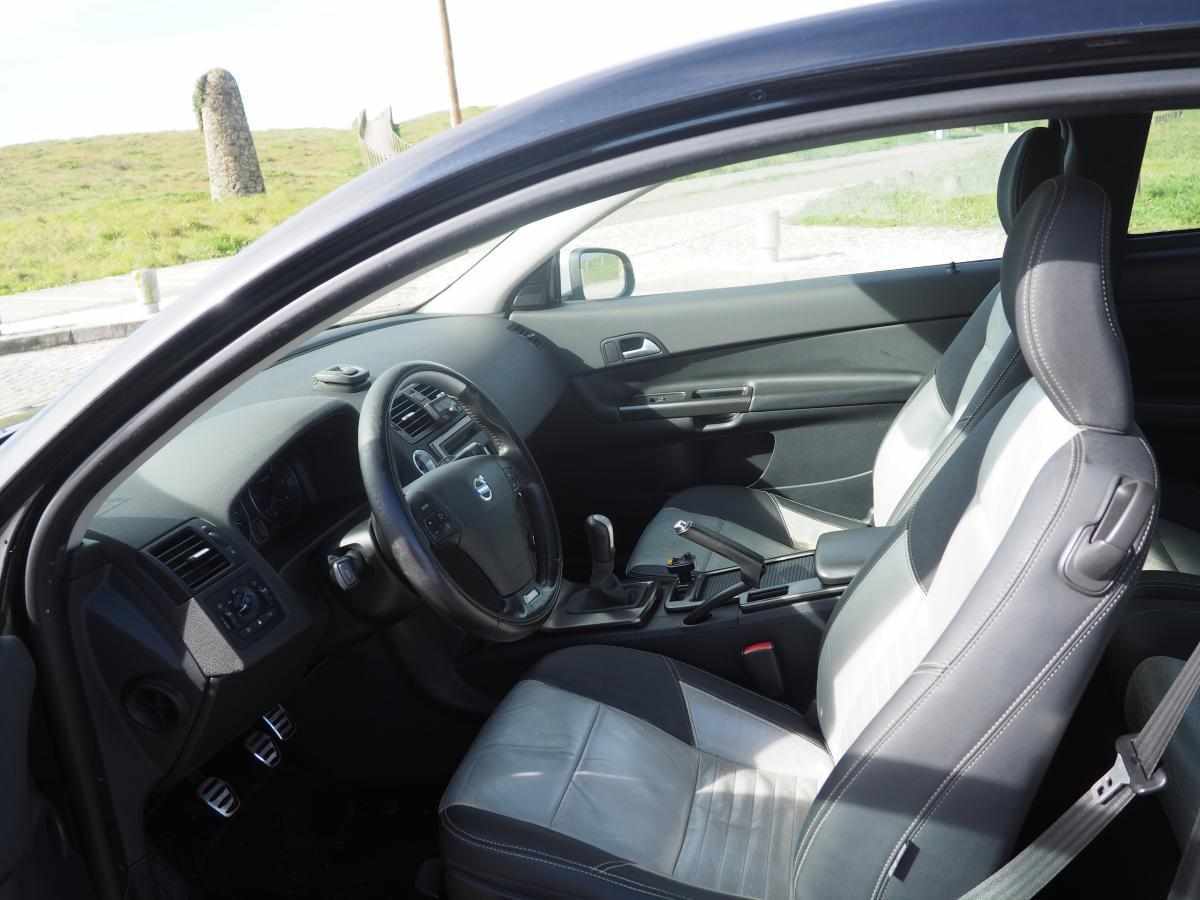 volvo-c30-d2-2011-diesel-1560cc