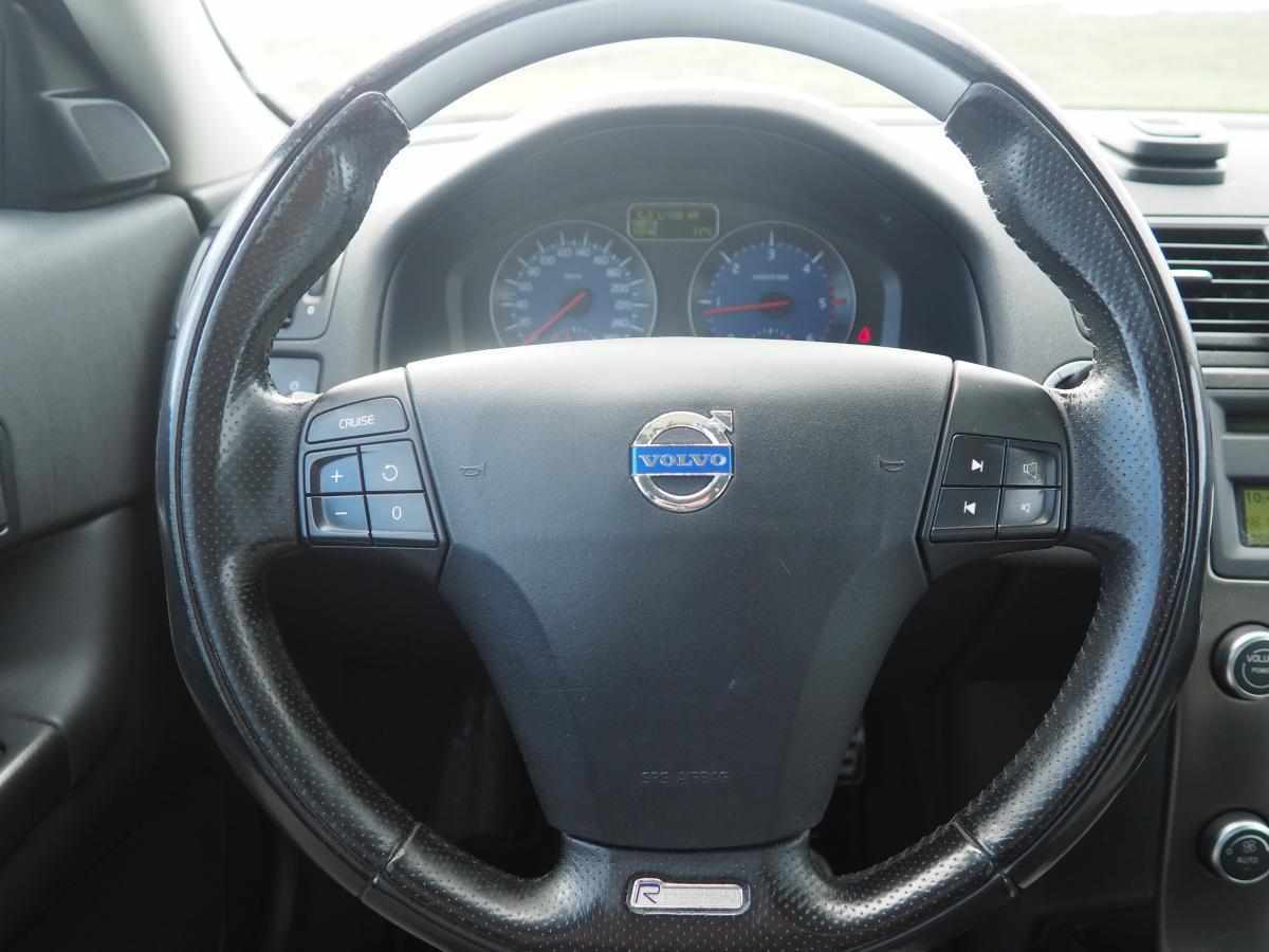 volvo-c30-d2-2011-diesel-1560cc