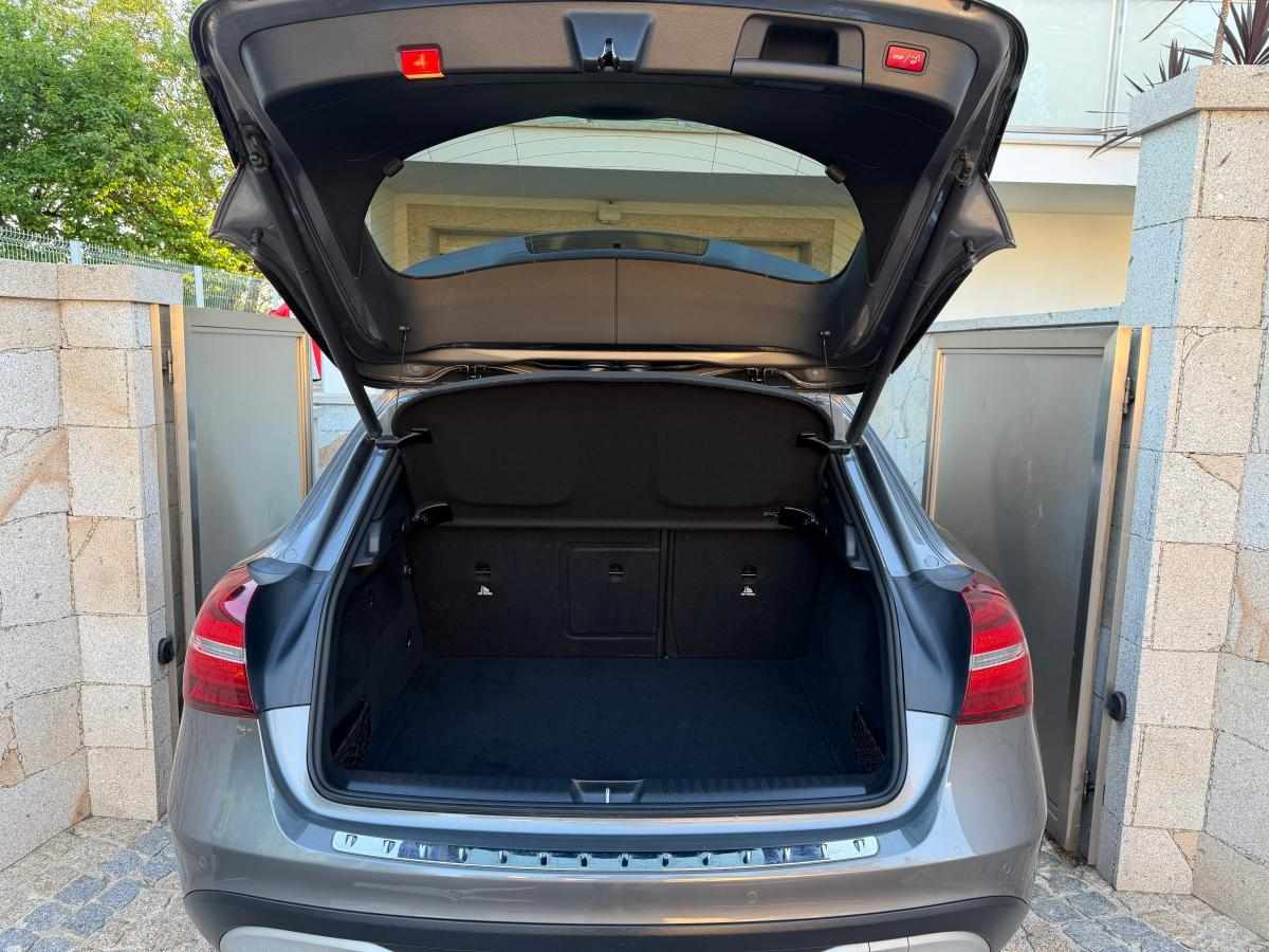 mercedes-benz-gla-180-d-2018-diesel-1461cc