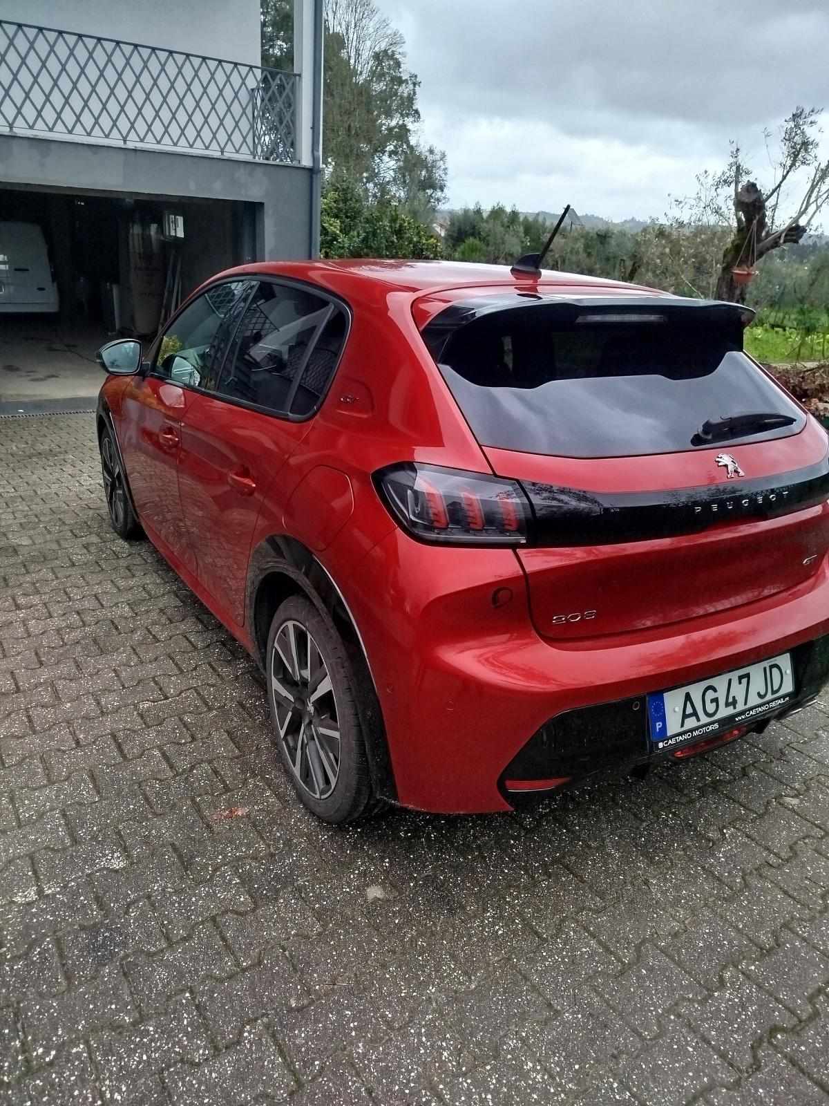 peugeot-208-1-2-puretech-2021-gasolina-1199cc