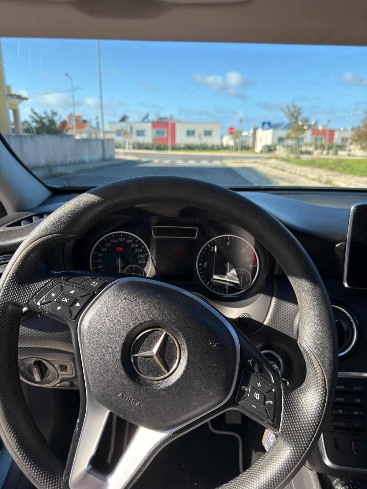 mercedes-benz-classe-a-a-180-cdi-blueefficiency-2014-diesel-1461cc