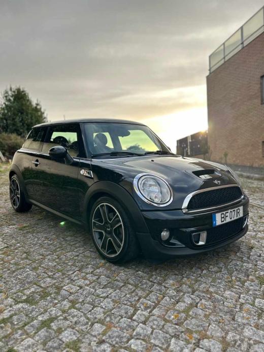 mini-hatch-sd-2-0-2012-diesel-1995cc