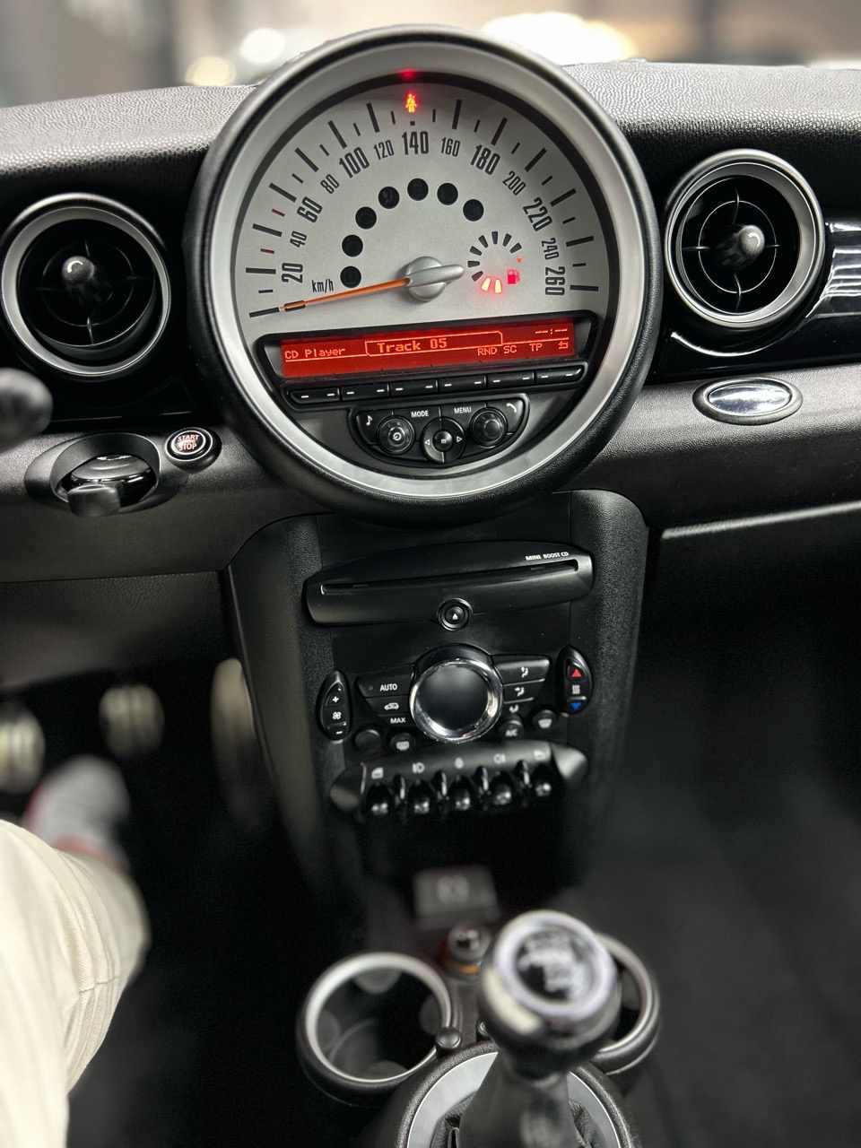 mini-hatch-sd-2-0-2012-diesel-1995cc