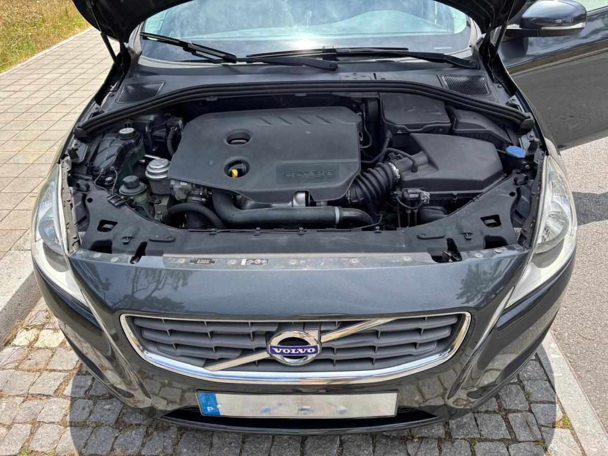 volvo-v60-1-6-d2-2011-diesel-1560cc