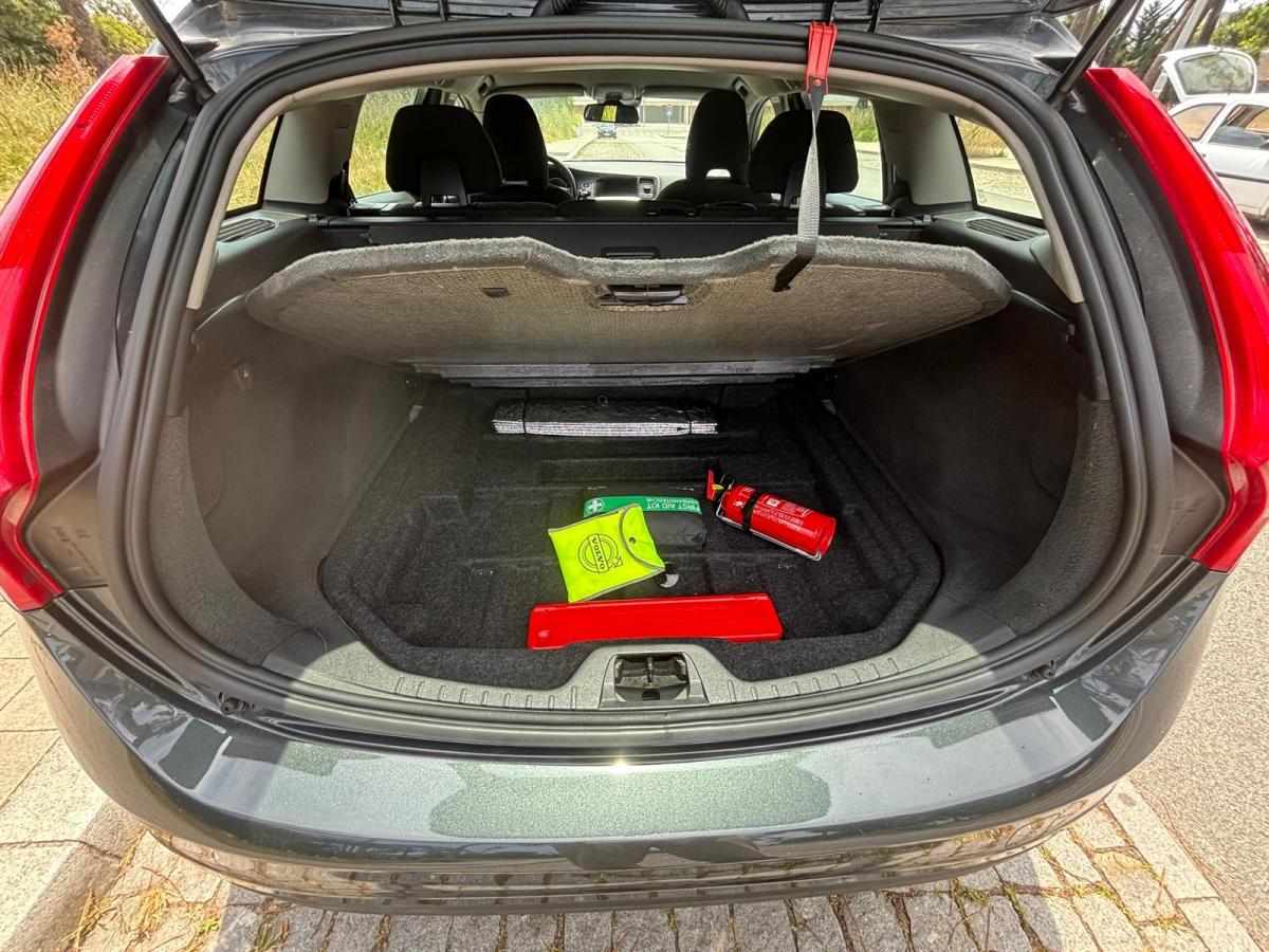 volvo-v60-1-6-d2-2011-diesel-1560cc