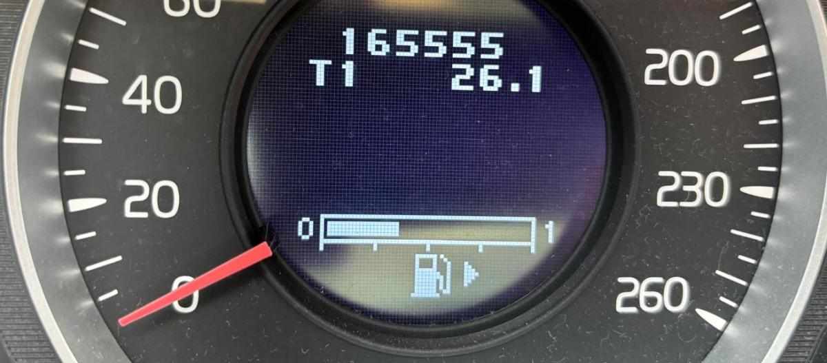 volvo-v60-1-6-d2-2011-diesel-1560cc