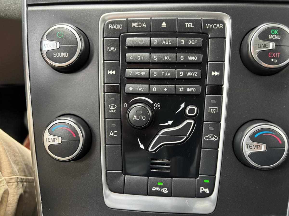 volvo-v60-1-6-d2-2011-diesel-1560cc