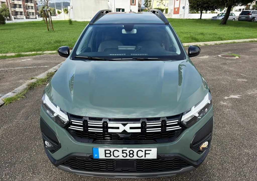 dacia-jogger-1-0-tce-2023-gasolina-999cc