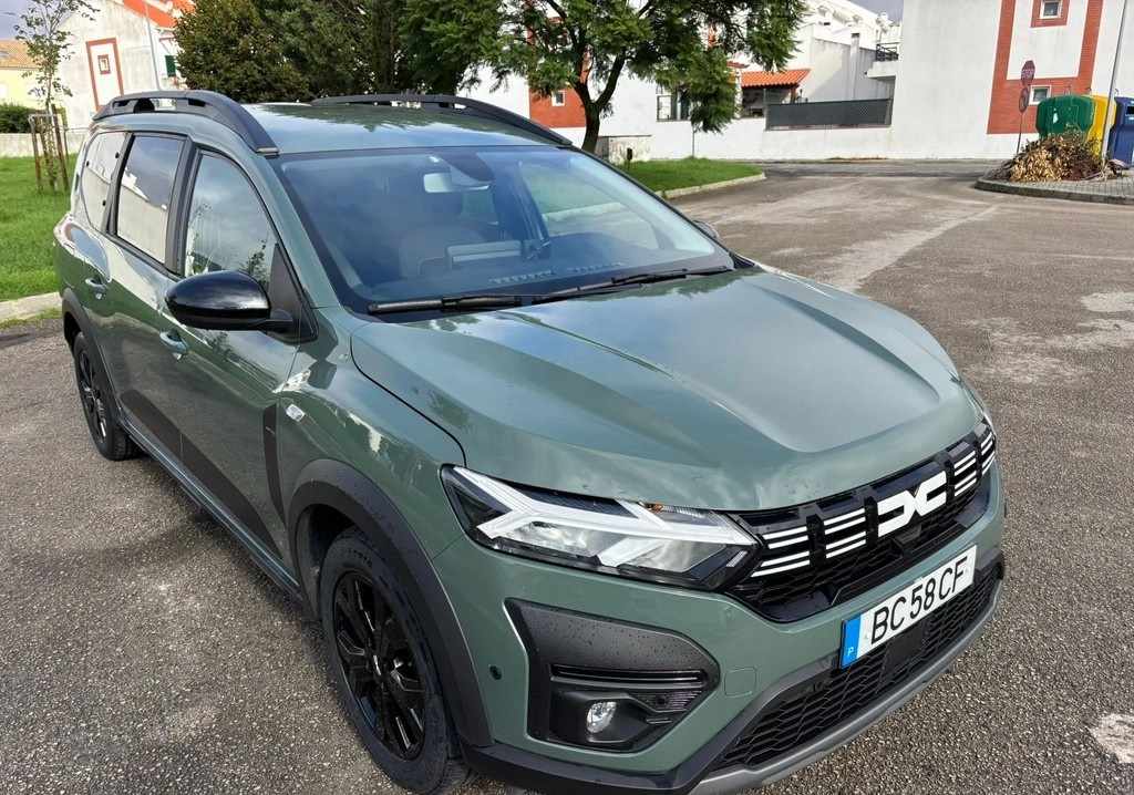 dacia-jogger-1-0-tce-2023-gasolina-999cc