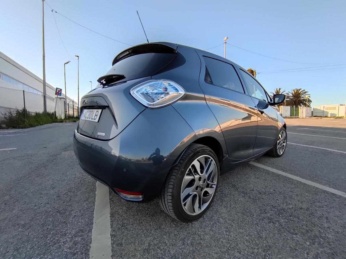 renault-zoe-q90-41-kwh-2017-eletrico
