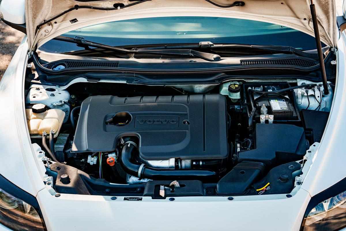 volvo-c30-1-6d-drive-2009-diesel-1560cc