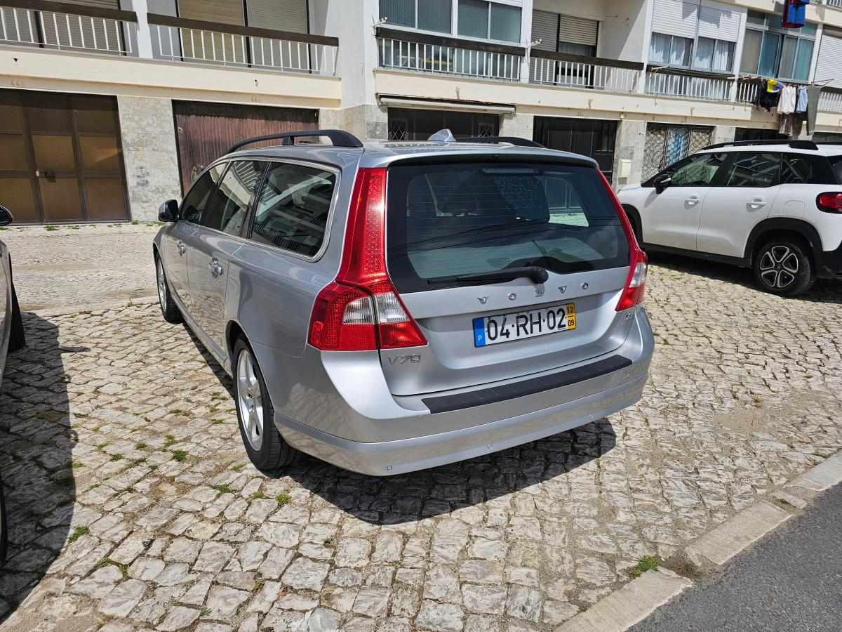 volvo-v70-1-6-drive-2012-diesel-1560cc