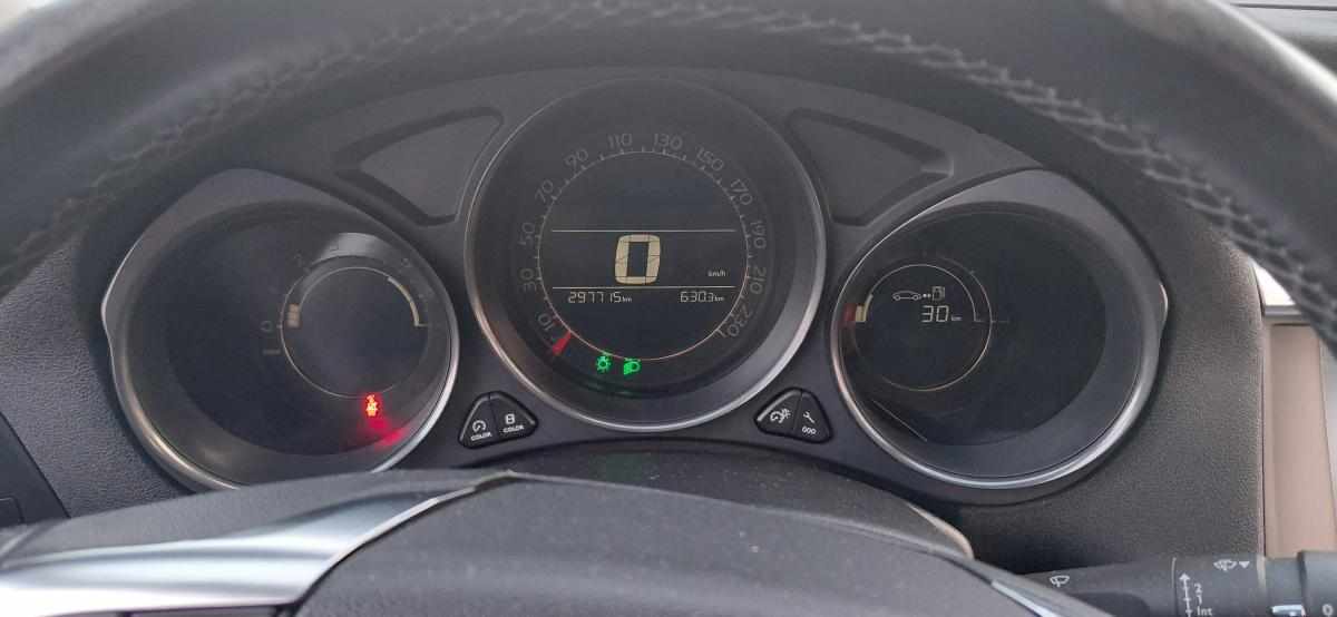 citroen-c4-1-6-hdi-2011-diesel-1560cc