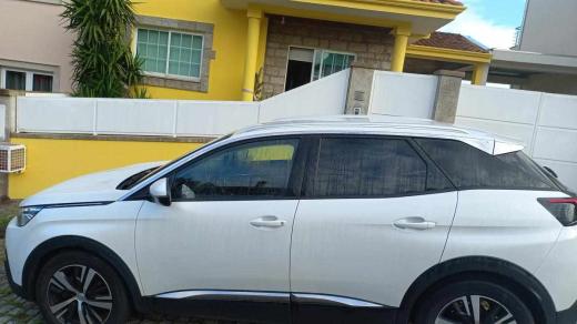 peugeot-3008-1-6-bluehdi-2017-diesel-1560cc