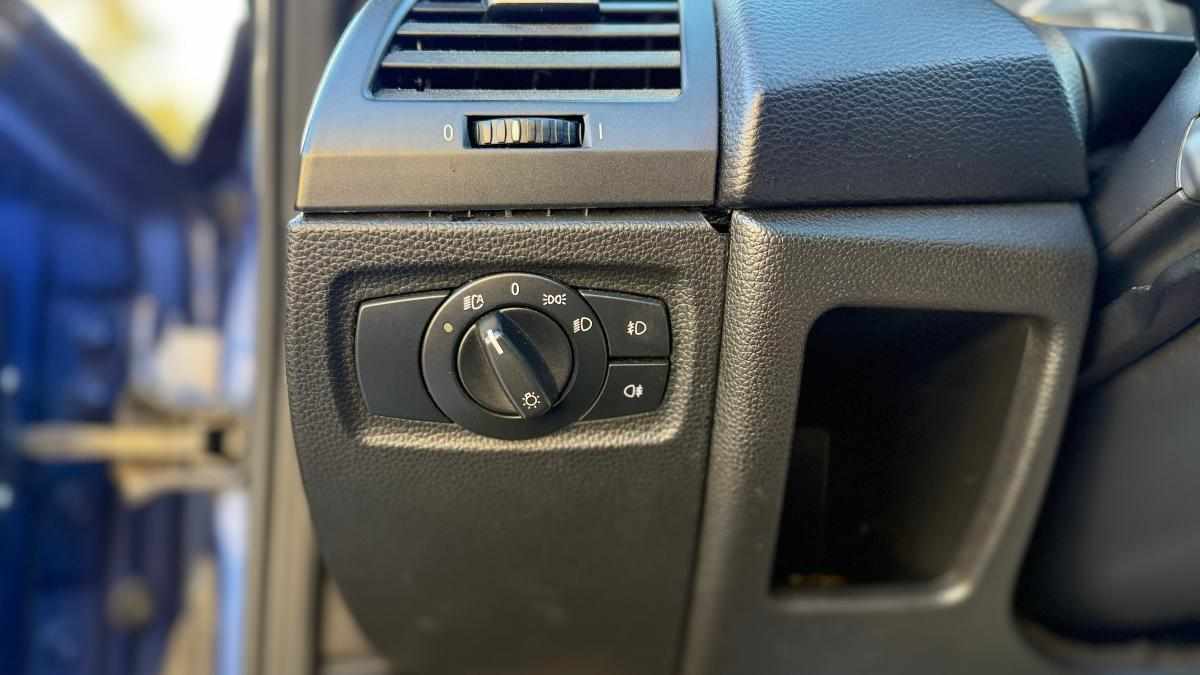bmw-serie-1-120d-2008-diesel-1995cc