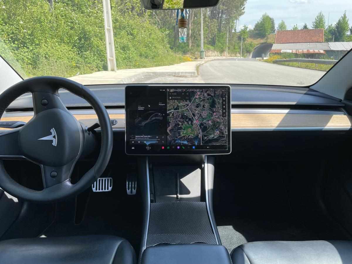 tesla-model-3-performance-2020-eletrico