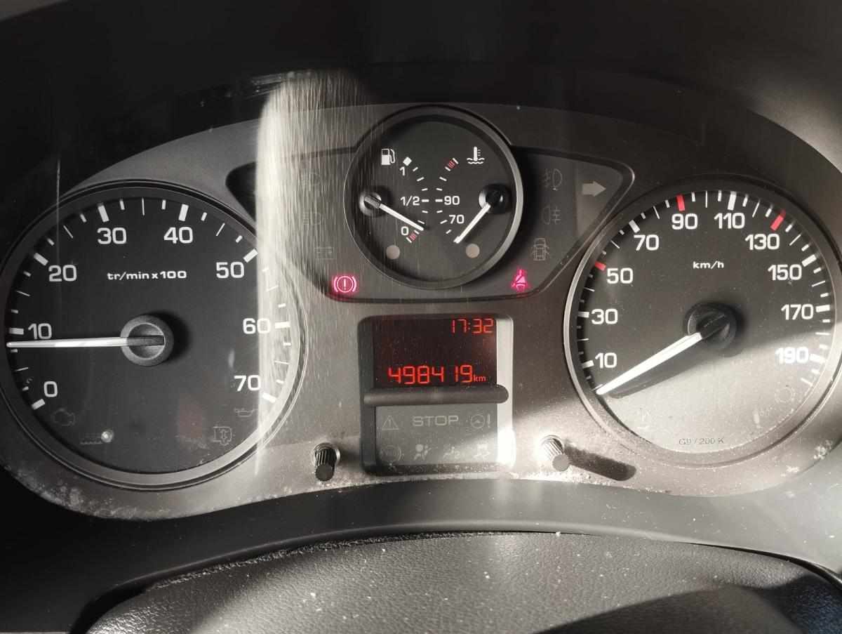 peugeot-partner-1-6-75cv-2014-diesel-1560cc