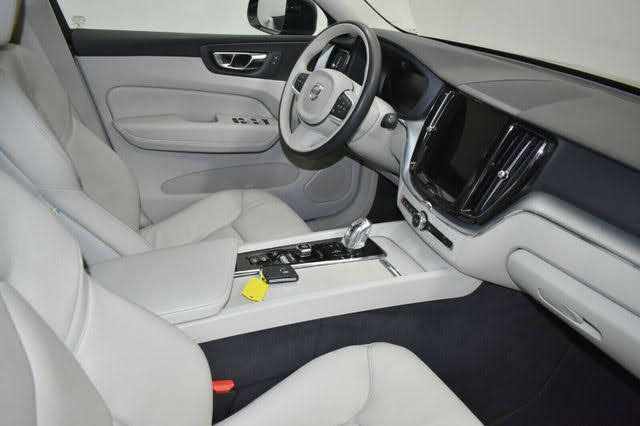 volvo-xc60-t8-twin-engine-awd-2017-gasolina-1969cc