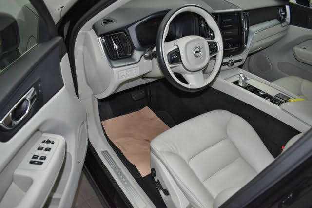 volvo-xc60-t8-twin-engine-awd-2017-gasolina-1969cc