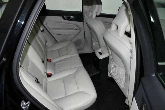 volvo-xc60-t8-twin-engine-awd-2017-gasolina-1969cc