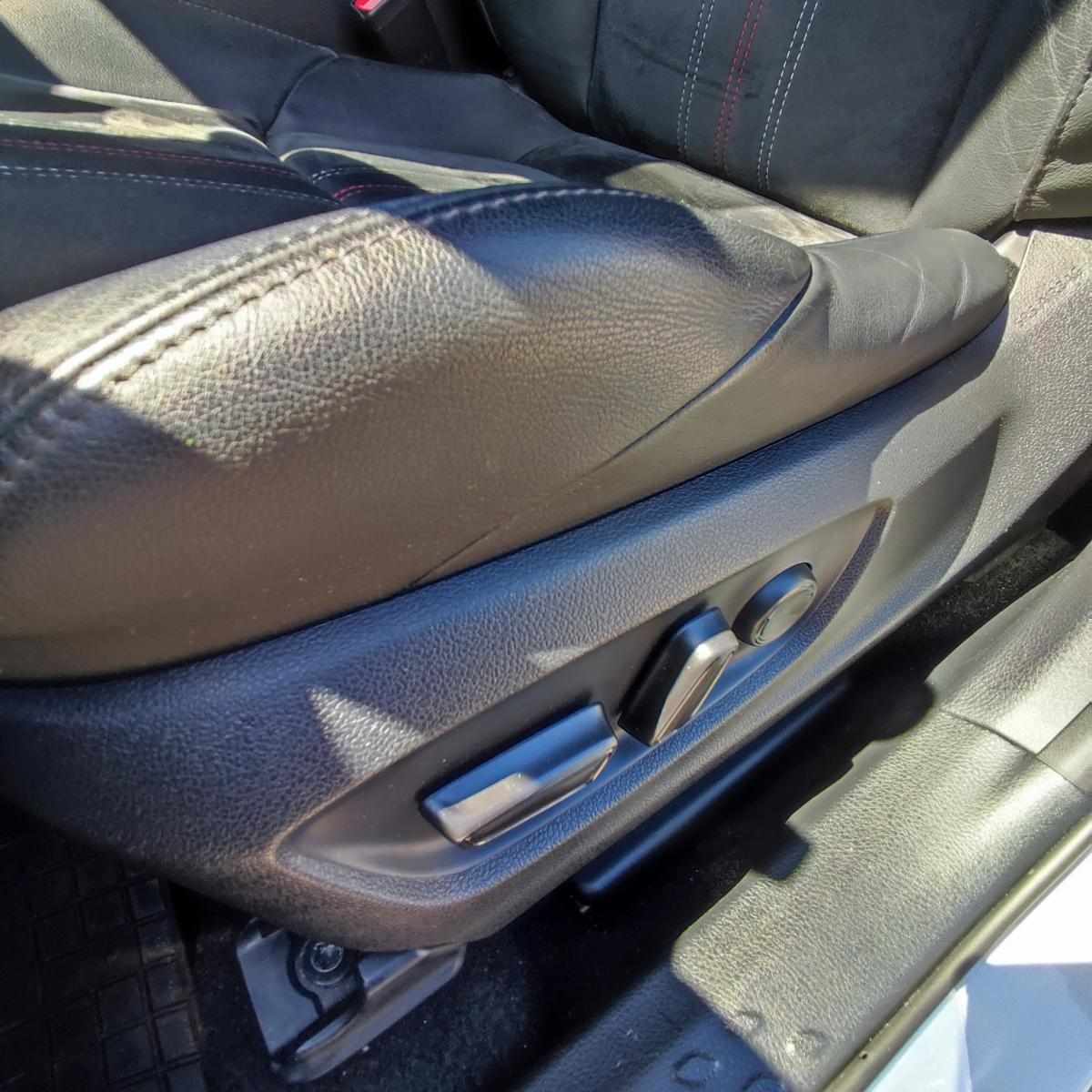 toyota-c-hr-2-0-phev-2023-gasolina-1987cc