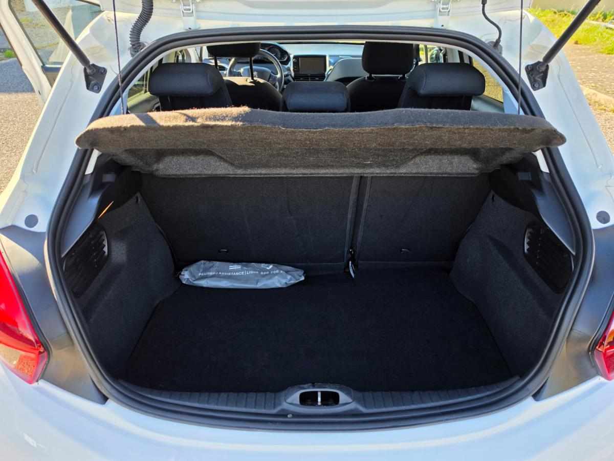 peugeot-208-1-2-vti-2016-gasolina-1199cc
