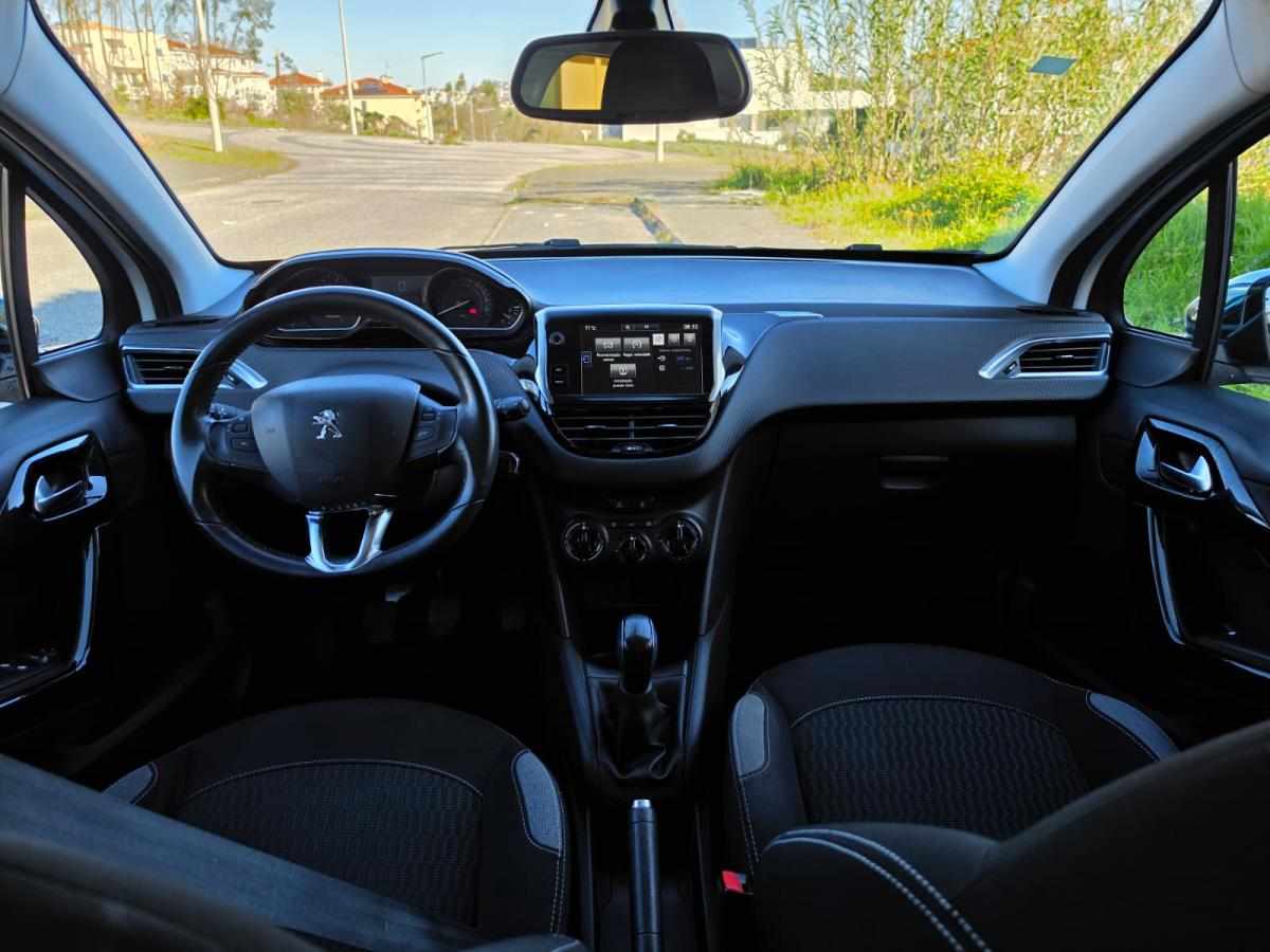 peugeot-208-1-2-vti-2016-gasolina-1199cc