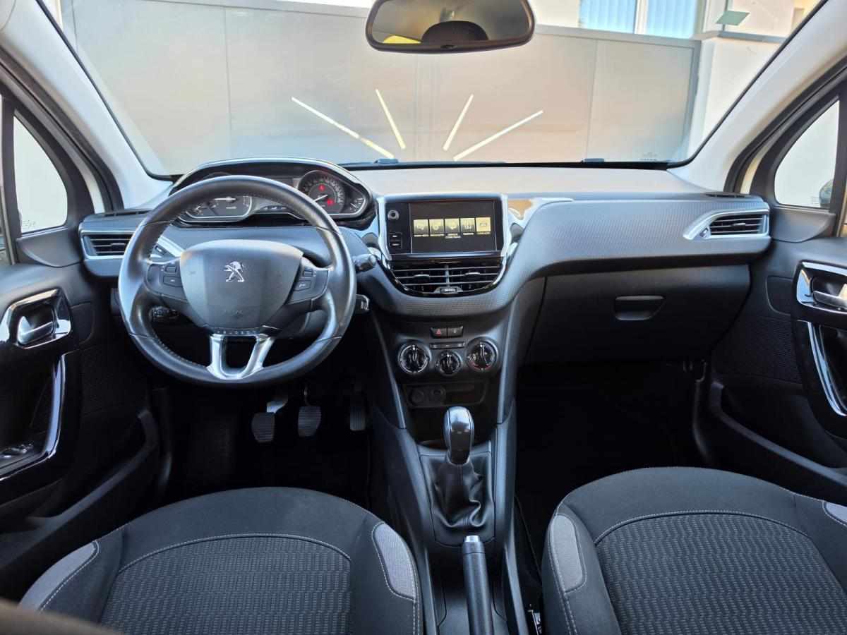 peugeot-208-1-2-vti-2016-gasolina-1199cc