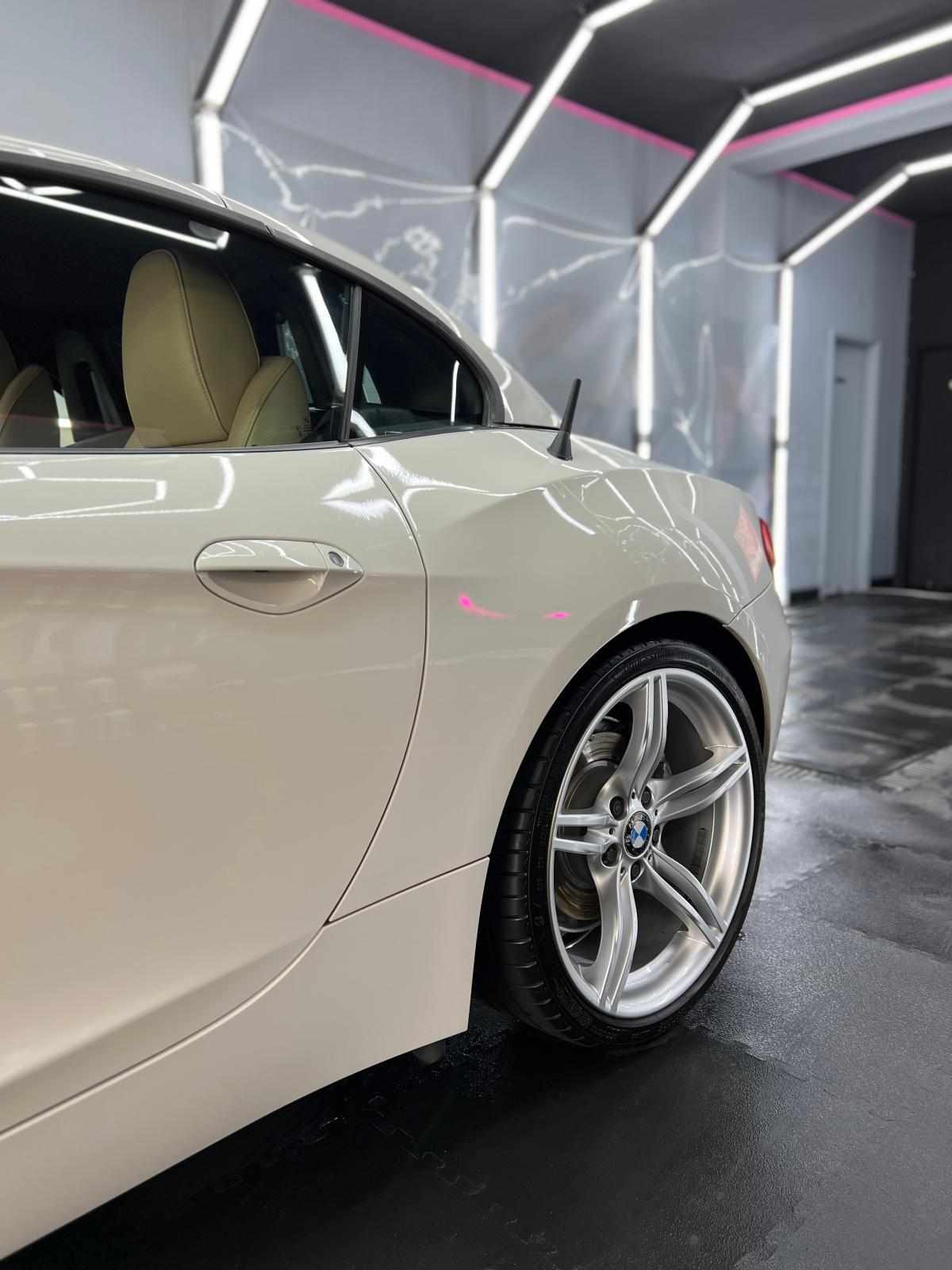 bmw-z4-sdrive28i-2011-gasolina-1997cc