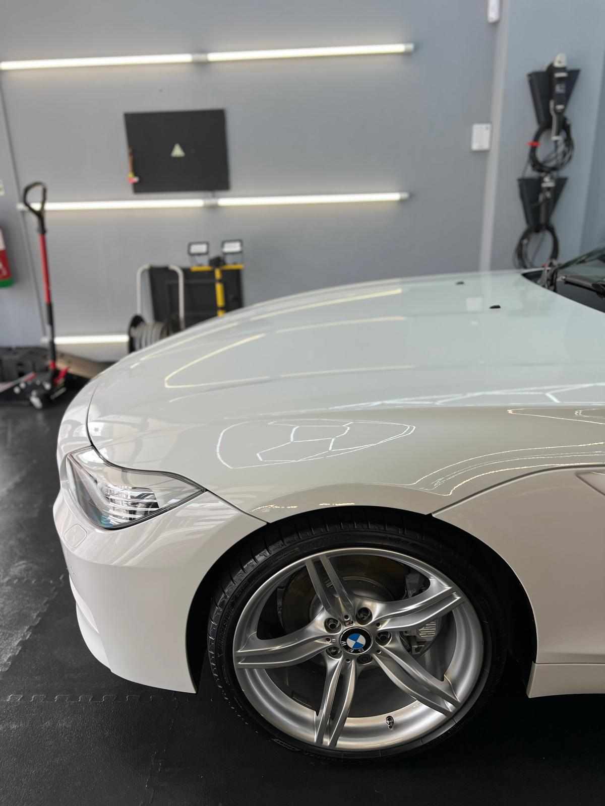 bmw-z4-sdrive28i-2011-gasolina-1997cc