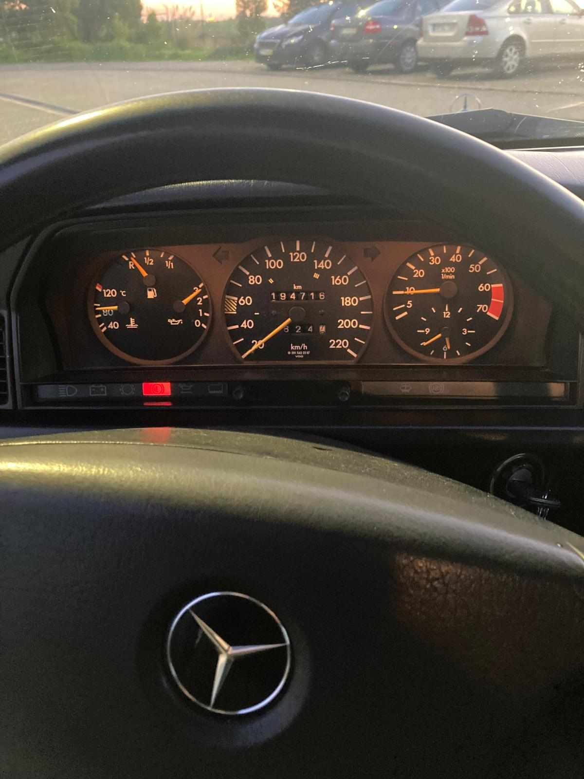 mercedes-benz-190-e-1-8-1992-gasolina-1737cc