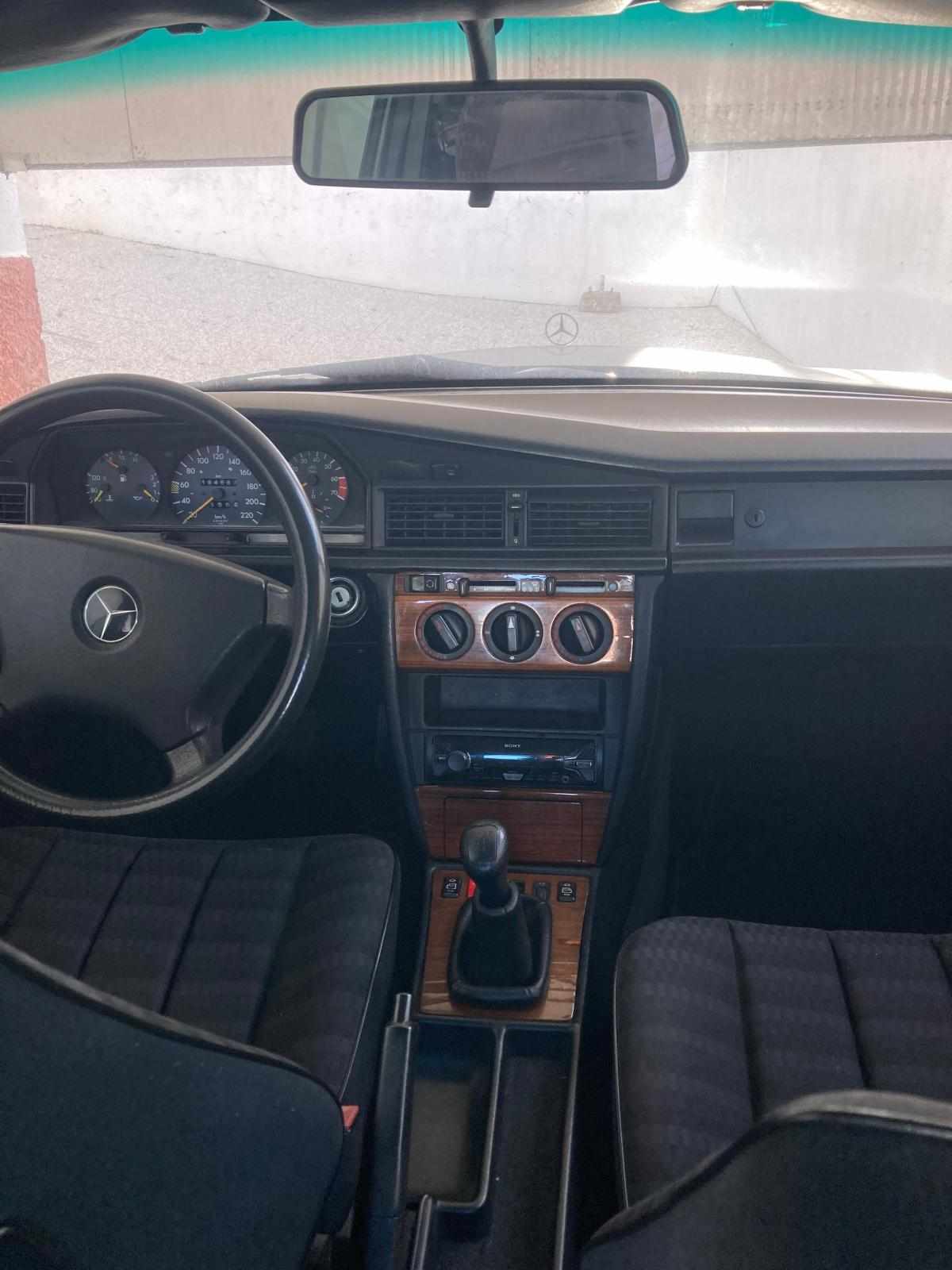 mercedes-benz-190-e-1-8-1992-gasolina-1737cc