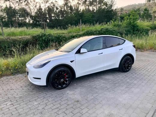 tesla-model-y-2021-eletrico