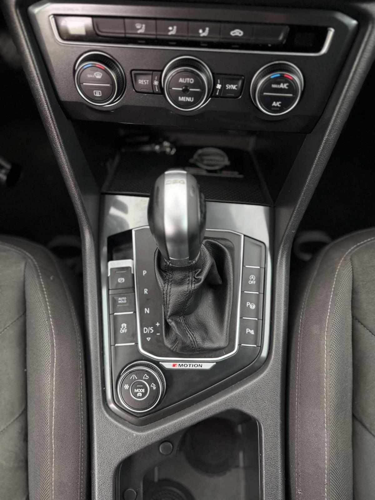 volkswagen-tiguan-2-0-tdi-scr-bluemotion-4motion-2017-diesel-1968cc