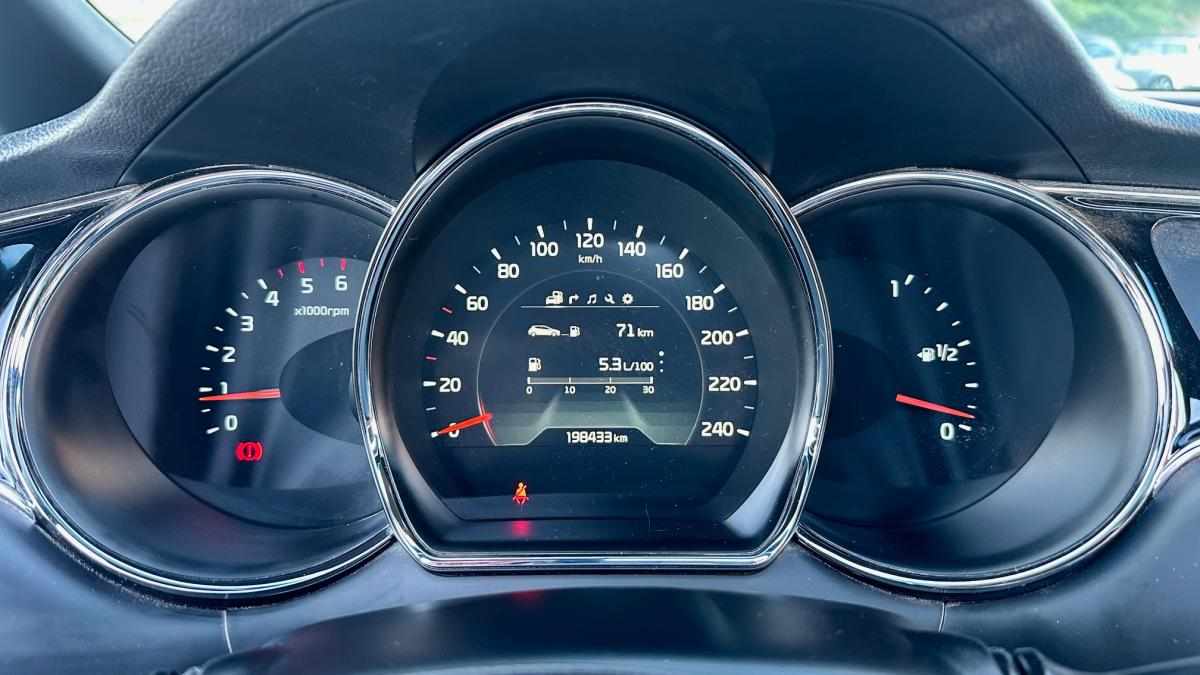 kia-ceed-1-6-crdi-2016-diesel-1582cc