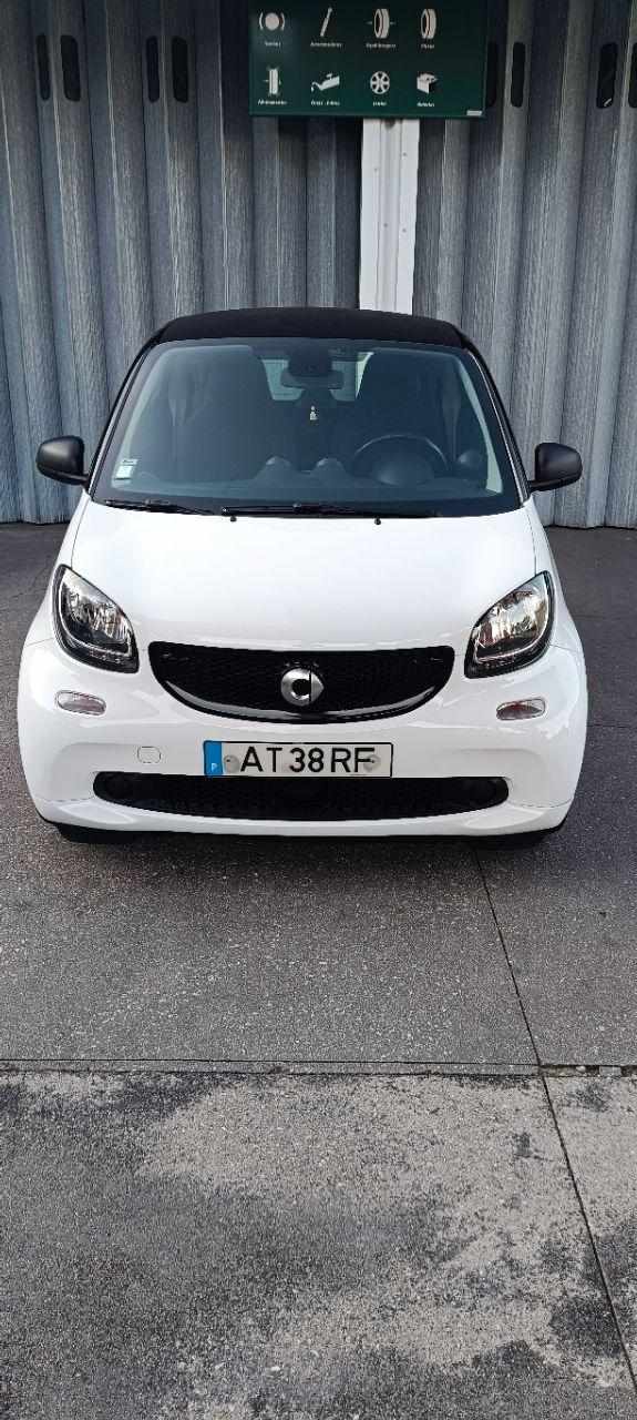 smart-fortwo-17-6-kwh-2017-eletrico