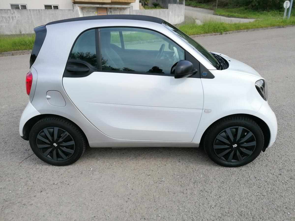 smart-fortwo-17-6-kwh-2019-eletrico