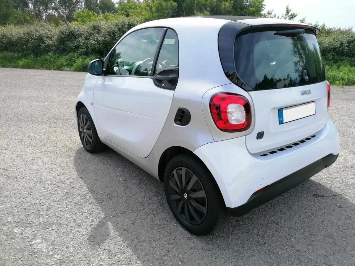 smart-fortwo-17-6-kwh-2019-eletrico