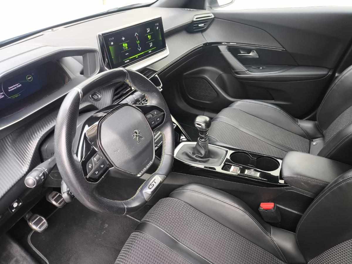 peugeot-2008-1-2-puretech-2021-gasolina-1199cc
