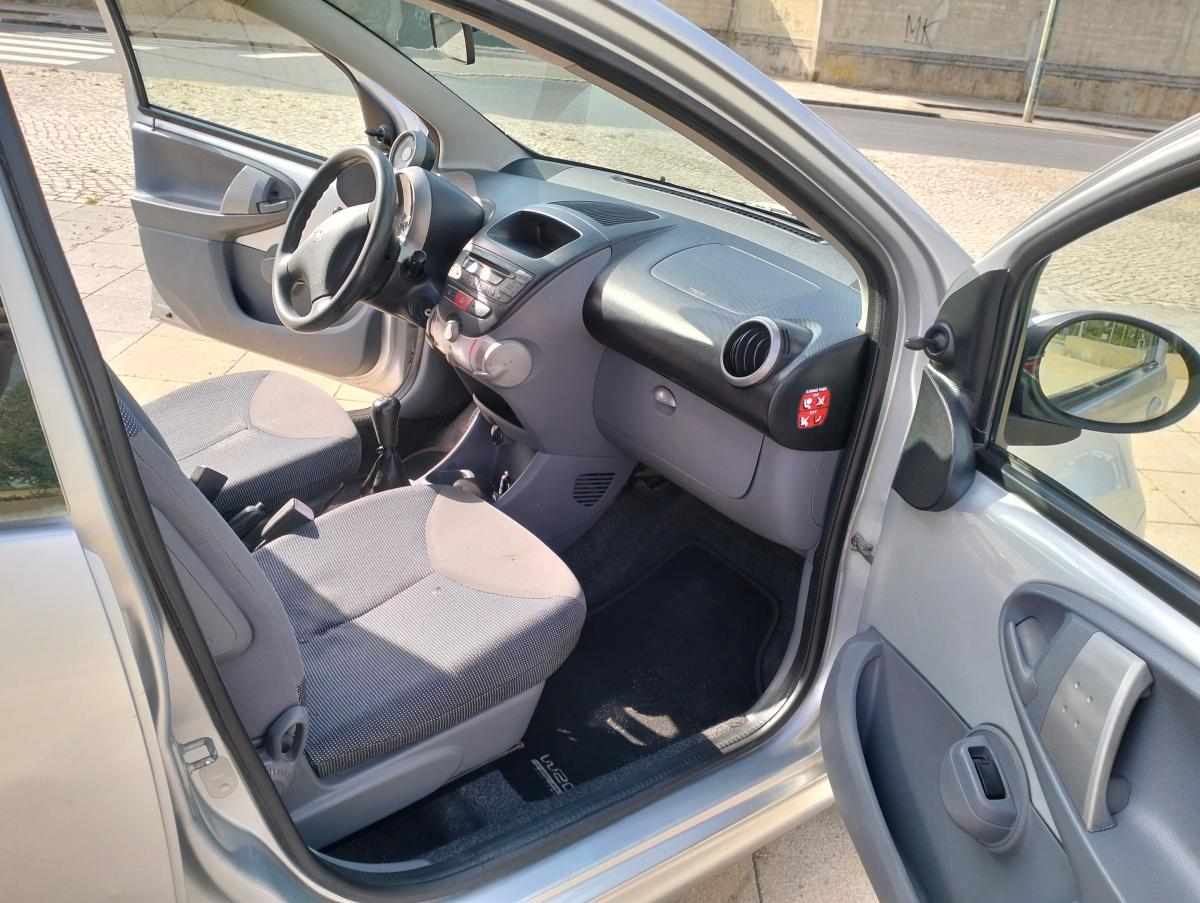 peugeot-107-1-0-2007-gasolina-998cc
